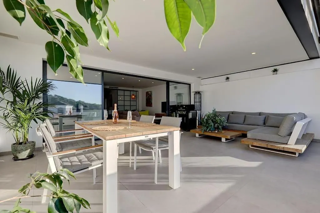 Elegant Two Bedroom Apartment At Estepona Hills! Spain